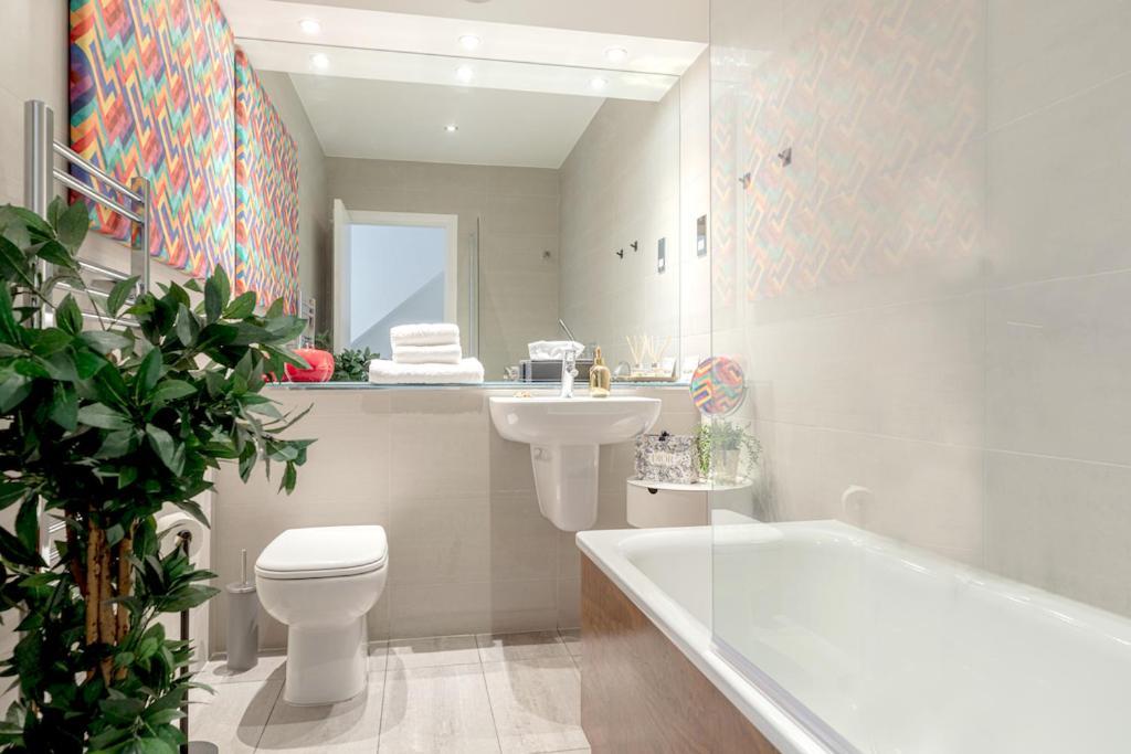 Tower Bridge Luxxe Nomads Lavish Choice For Large Groups - Free Parking * Londra